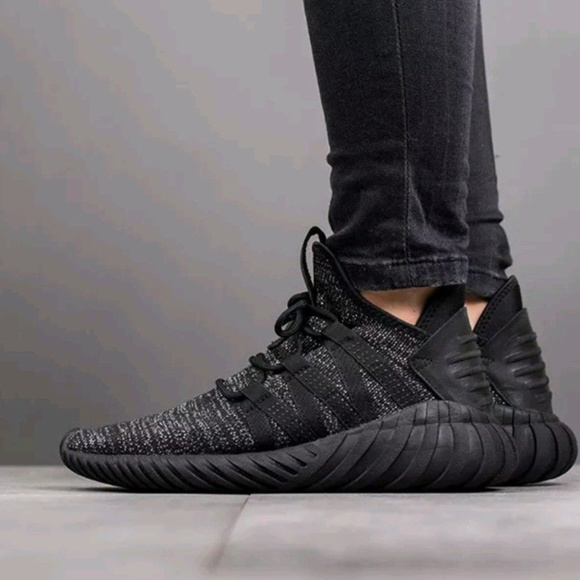 adidas tubular dawn mens